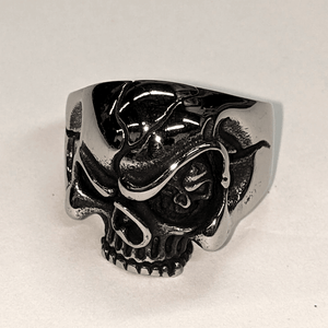 Cracked Angry Skull Stainless Steel Ring